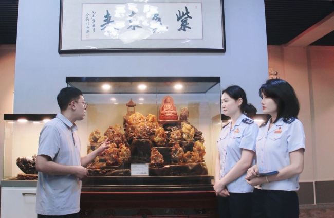 _【开发区税务分局】诚信雕琢“金字招牌”合规润泽“玛瑙之都”_【开发区税务分局】诚信雕琢“金字招牌”合规润泽“玛瑙之都”